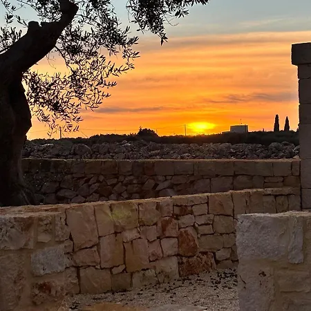 Luxury & Trullo Monte Farella * Putignano