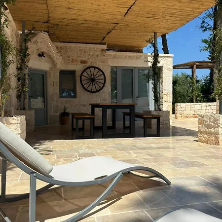 Holiday home Luxury & Trullo Monte Farella