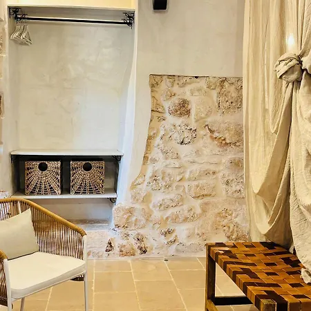 Luxury & Trullo Monte Farella *