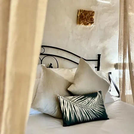 Luxury & Trullo Monte Farella Holiday home *